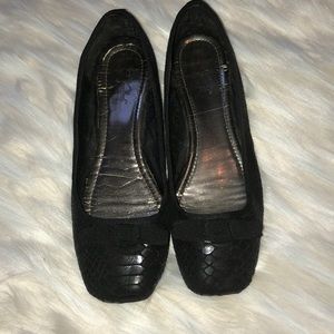 Black flats